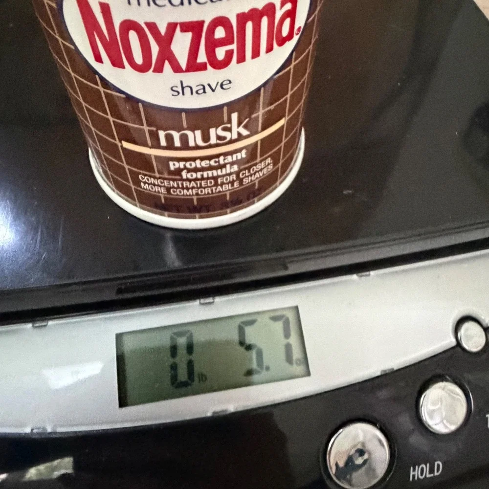 Vintage Noxzema Medicated Musk Shave Cream 3.5oz Noxell Corp USA Rare HTF